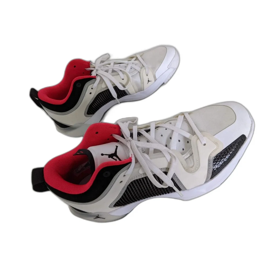 Men's Vintage Nike Air Jordan 37 XXXVII Low Siren Red White Black Sneakers 12 - Picture 6 of 8